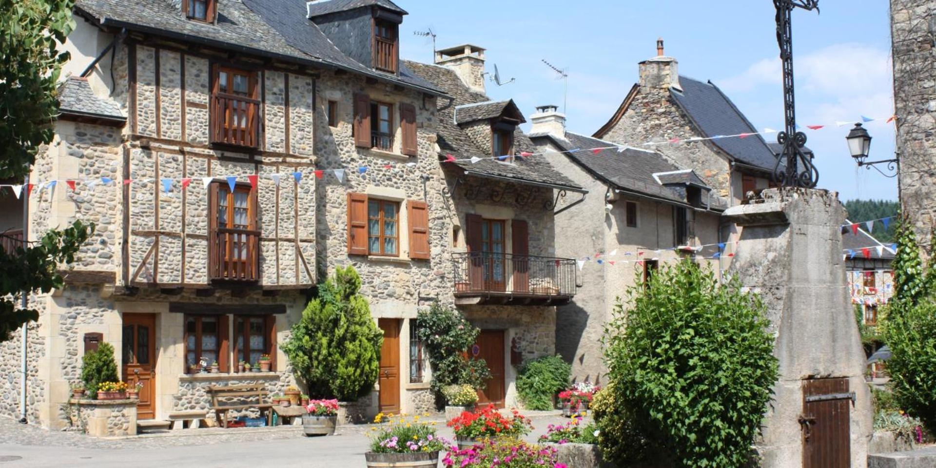 Jolie Maison Deux Et Canapé-lit #au Cœur Du Village# Hébergement de vacances *
